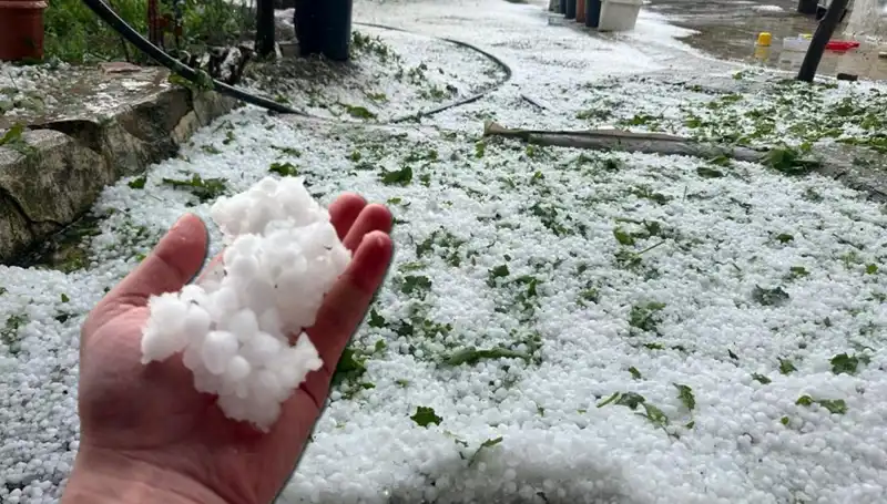 Haziran’da Beklenmeyen Dolu Sürprizi: Çiftçiler Tedirgin Oldu