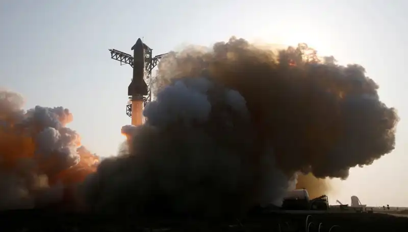 Starship Roketi 9. Testinde Kontrolden Çıktı: Gelecek Hedefleri Neler?