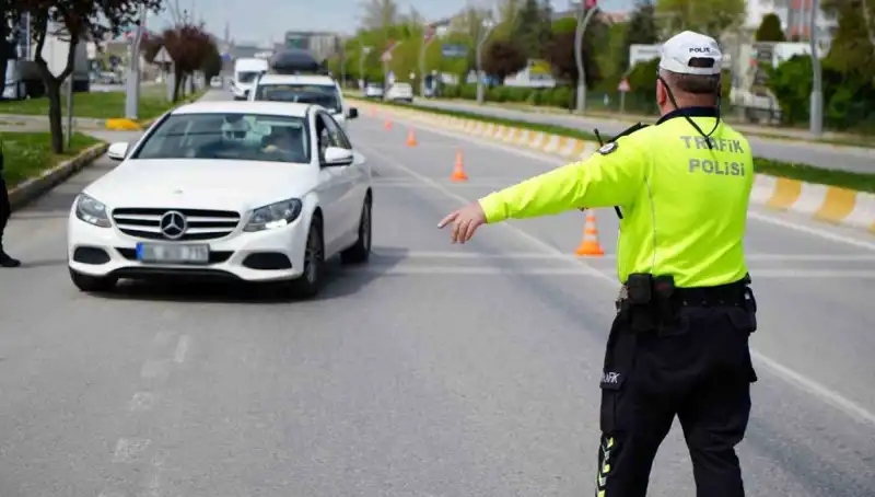 2025'te Yeni Trafik Cezaları: Ne Kadar Artacak ve Neleri Kapsıyor?