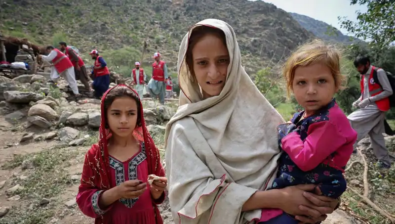Afganistan'ı Alev Alev Saran Deprem: Uykuda Yakalanan Binlerce Can