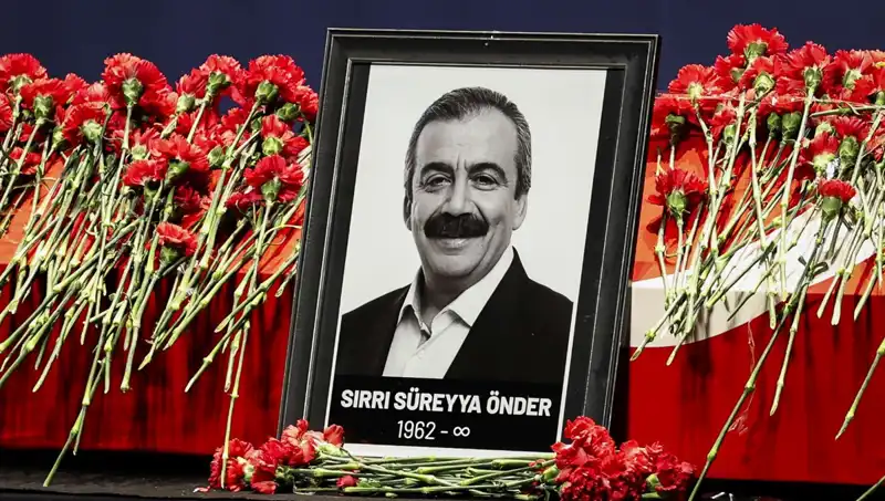 Meclis'te Sırrı Süreyya Önder Anması: Hatıralar ve Duygular Yeniden Canlandı