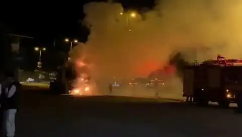 Zonguldak’ta Seyir Halindeki TIR Korkutan Bir Yangın Çıkardı