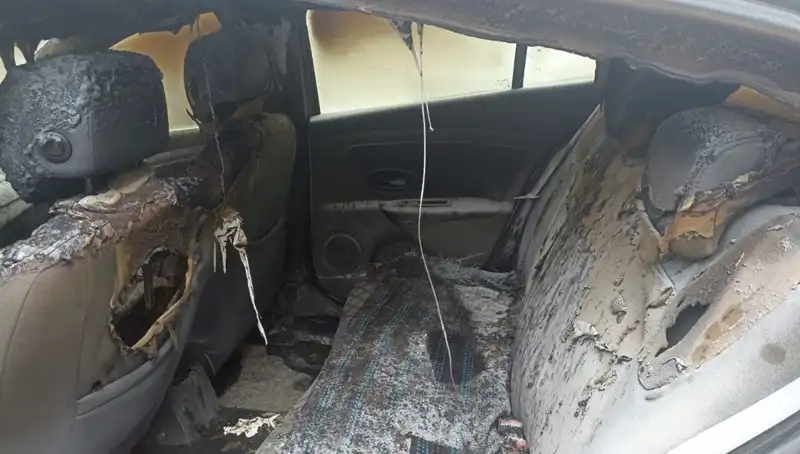 Esenyurt'ta Tehdit ve Şantaj: Yanıt Alamayan Şahıs Arabasını Yaktı