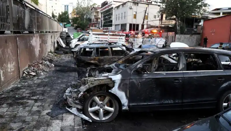 Sanayide Bekleyen Araçlar Korkunç Yangınla Yok Oldu!