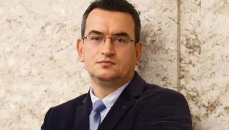 DEVA Partisi Kurucu Üyesi Metin Gürcan’ın Hayatı ve Siyasi Kariyeri