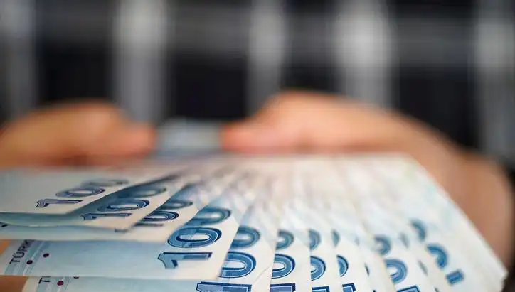 Emekli Promosyon Kampanyaları 2025: Kamu ve Özel Bankalar Sağladığı Fırsatlar