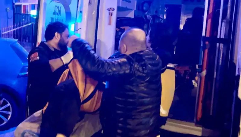 Genç Adam Tartıştığı Babasını Silahla Vurdu: Olayın Ardındaki Gerçekler