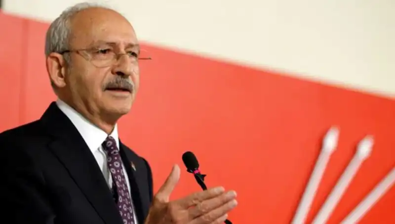 Kemal Kılıçdaroğlu’ndan Kurultay Kararına Destek: Parti İçin Yeni Dönem Mi?