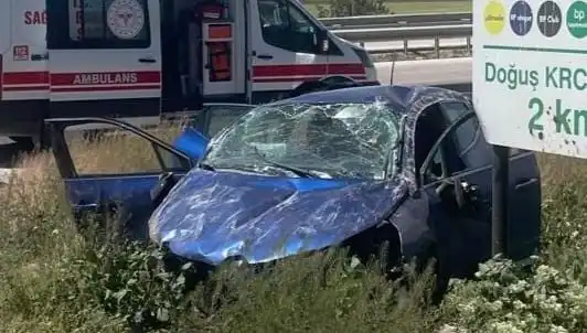 Kontrolden Çıkan Araç Takla Attı: Beylikdüzü'nde Faciadan Dönüldü