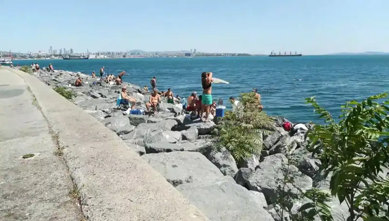 İstanbul'un Sahilleri Yaz İkliminde Yoğun İlgi Gördü