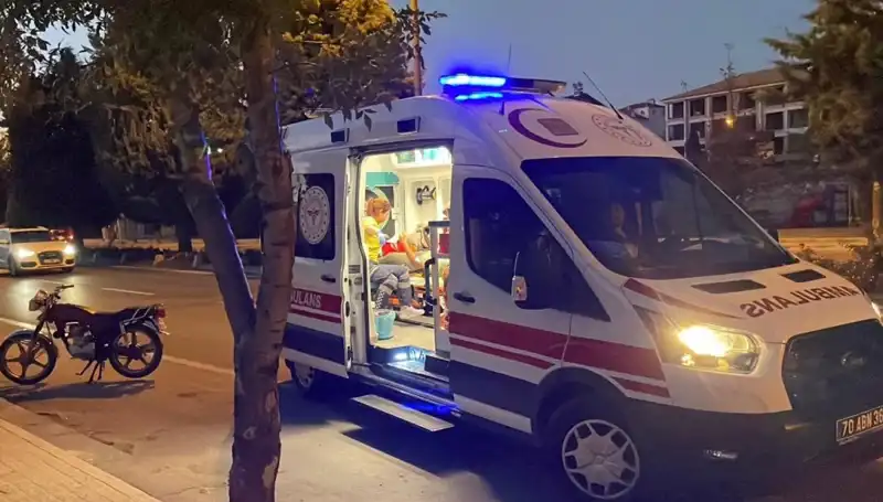 Otomobilin Çarptığı Motosiklet 70 Metre Sürüklendi, Sürücü Kayıplara Karıştı