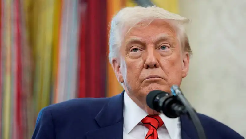 Trump, G7 Zirvesini Sıradışı Bir Şekilde Terk Etti: Acil Beyaz Saray Toplantısı Neden Düzenlendi?