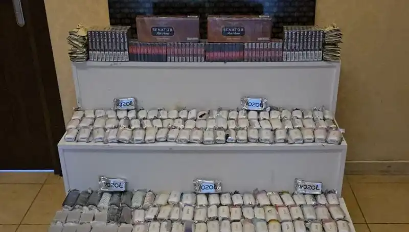 Gümrük Kaçağı Sigara Operasyonunda Yüzlerce Paket Ele Geçirildi!