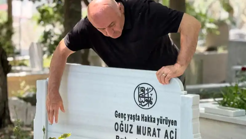 Aci Ailesinin Yürek Burkan Babalar Günü Hikayesi