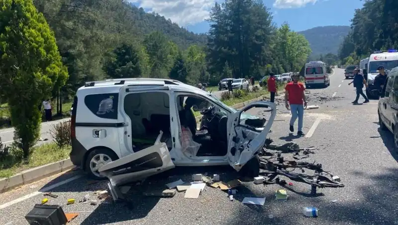 Marmaris'te Faciaya Yol Açan Kaza: 1 Ölü, Çok Sayıda Yaralı