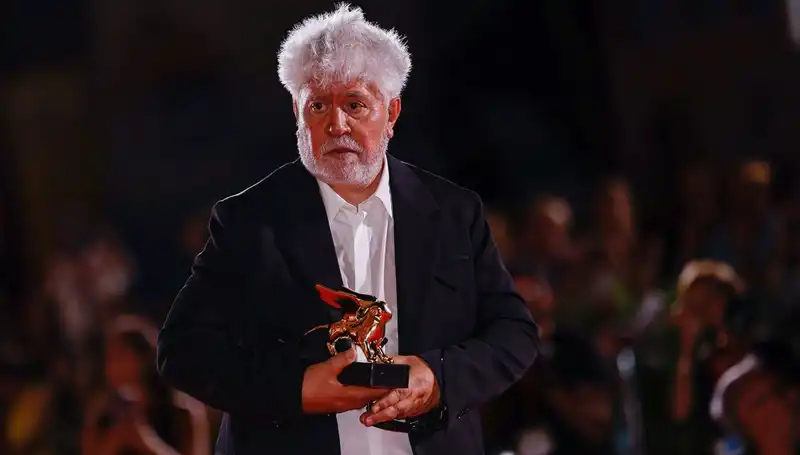 Almodóvar, Hükümete Gazze İçin Acil Yardım Çağrısında Bulundu