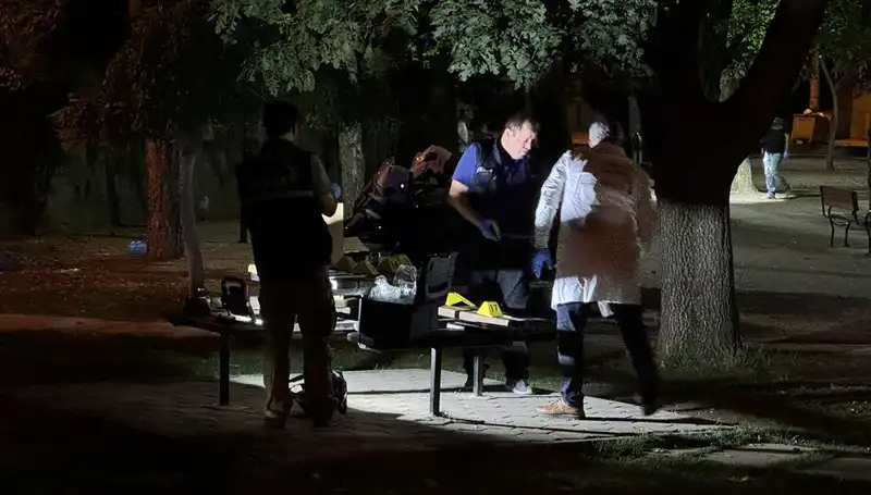 Husumet Kanlı Bitti: Bir Kişi Hayatını Kaybetti, İki Kişi Yaralandı